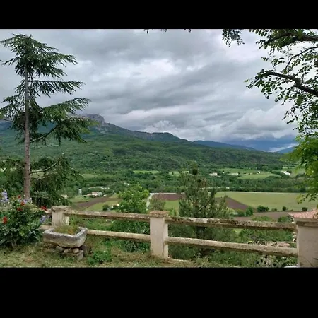 Vakantiehuis Bergerie De L Auche